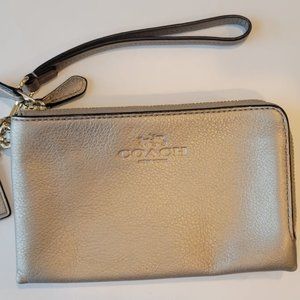 Coach Pebbled Leather Double Corner Zip Wristlet